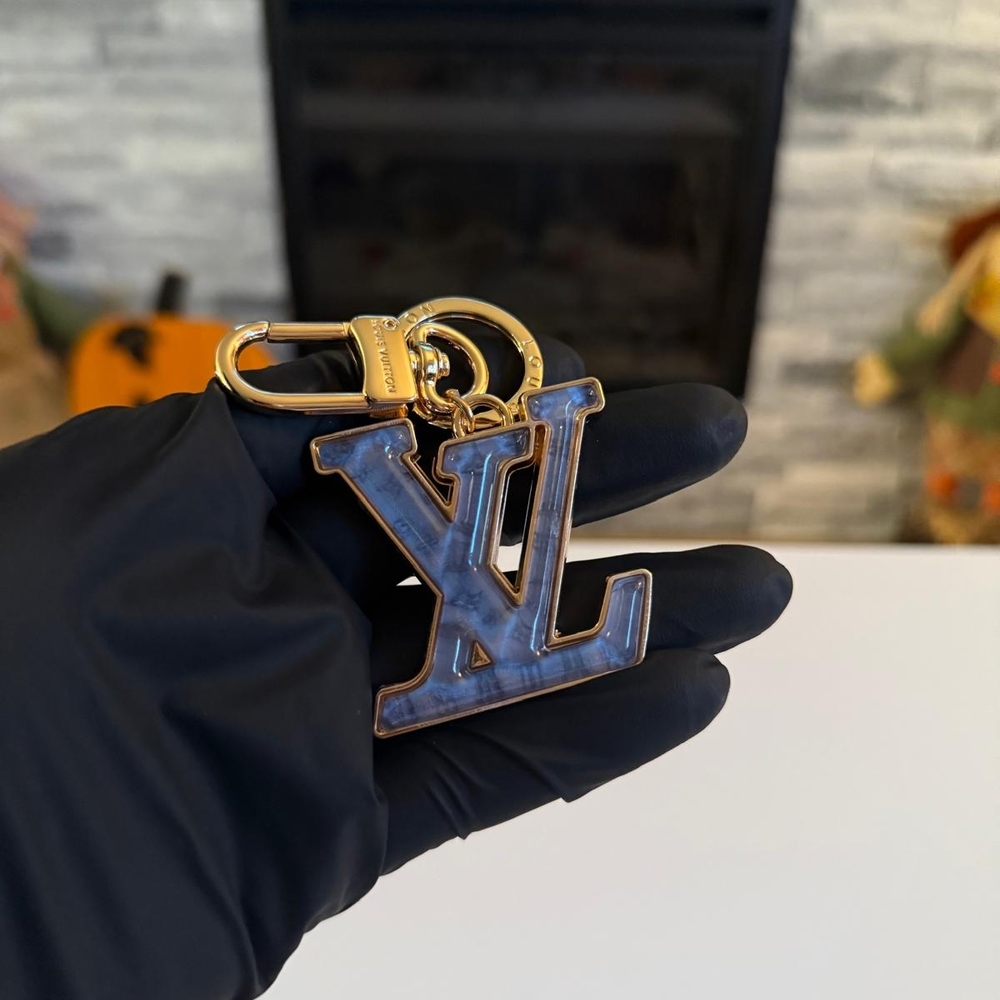 Louis Vuitton Gloss Monogram Initials Keychain Ba… - image 2